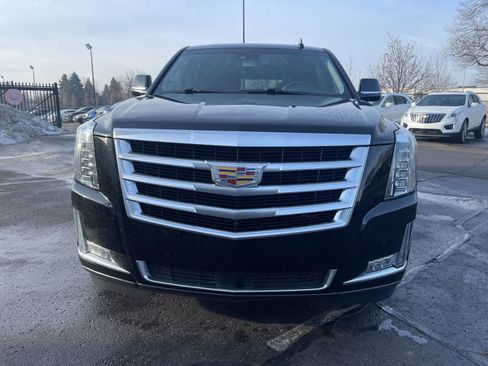 Used 2015 Cadillac Escalade ESV Premium image 2