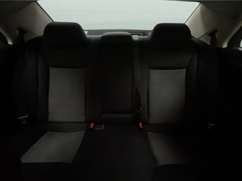 Used 2021 Chrysler 300 Touring w/ Sport Appearance Package RWD image 18