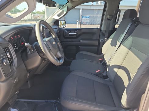 Used 2023 Chevrolet Silverado 1500 Custom RWD image 19