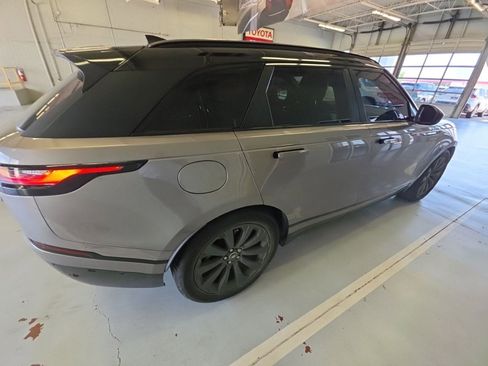 Used 2018 Land Rover Range Rover Velar R-Dynamic SE AWD/4WD image 5