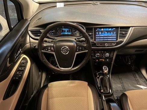 Used 2018 Buick Encore Preferred image 18