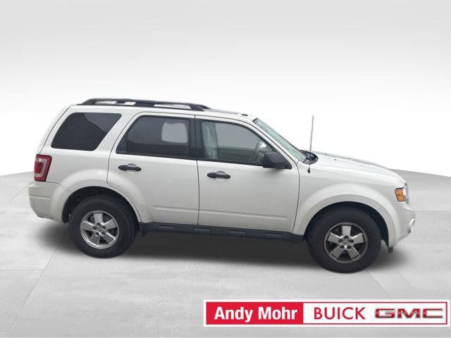 Used 2010 Ford Escape XLT AWD/4WD image 5