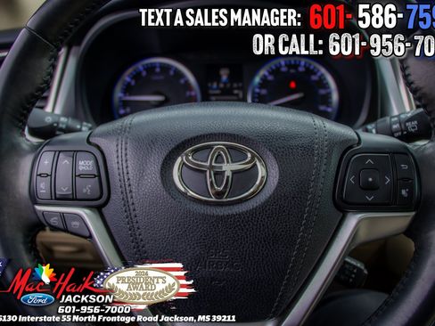 Used 2016 Toyota Highlander XLE image 13