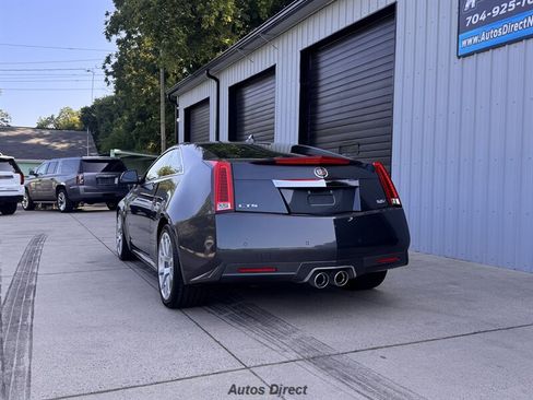 Used 2011 Cadillac CTS V w/ Wood Trim Package RWD image 5