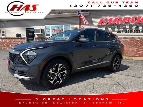 Used 2023 Kia Sportage EX AWD/4WD image 2
