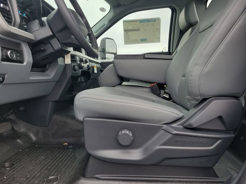 New 2026 Ford F350 XL w/ XL Chrome Package image 11