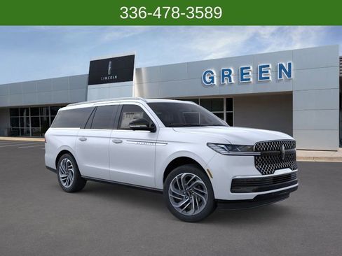 New 2025 Lincoln Navigator L Reserve image 7