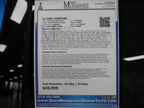 Used 2024 Jeep Compass Latitude AWD/4WD image 34