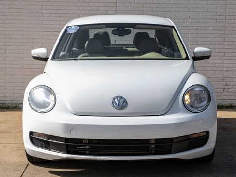 Used 2016 Volkswagen Beetle 1.8T SE FWD image 4