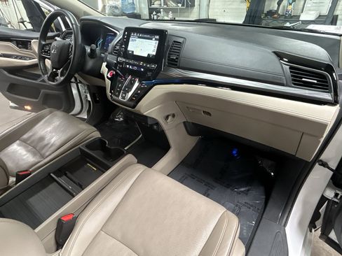 Used 2024 Honda Odyssey Elite image 30