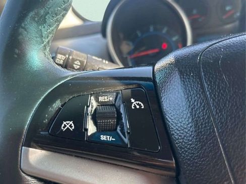 Used 2011 Chevrolet Cruze Eco FWD image 30
