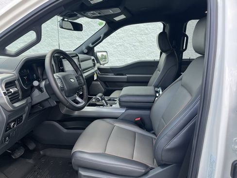 New 2025 Ford F150 Lariat w/ Equipment Group 502A High image 4