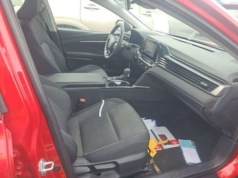 Used 2025 Toyota Camry LE image 8