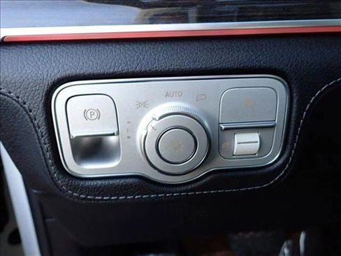 Used 2020 Mercedes-Benz GLE 450 4MATIC image 17