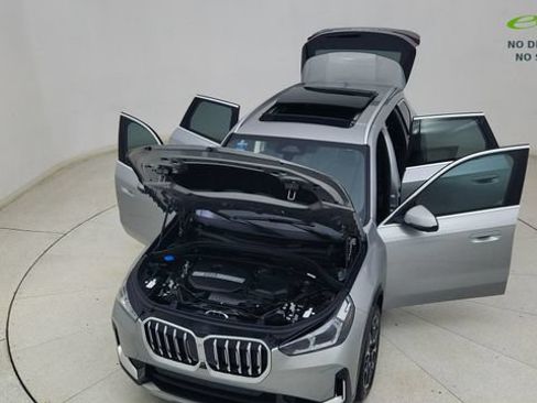 Used 2025 BMW X1 xDrive28i AWD/4WD image 84