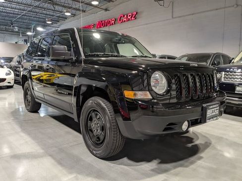 Used 2016 Jeep Patriot Sport image 13
