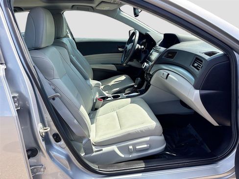 Used 2017 Acura ILX FWD image 27