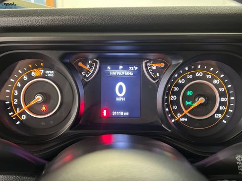 Used 2025 Jeep Wrangler Unlimited Sport AWD/4WD image 21