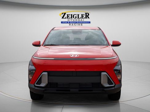New 2026 Hyundai Kona SE AWD/4WD image 2