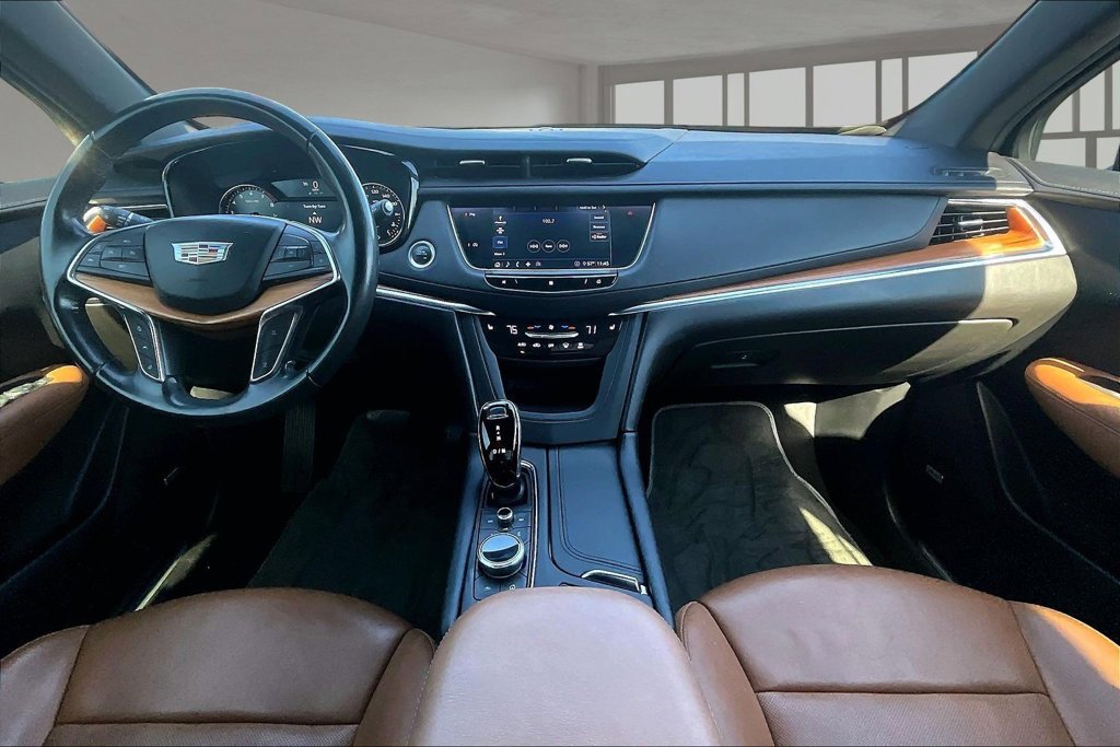 Used 2020 Cadillac XT5 Premium Luxury FWD image 16