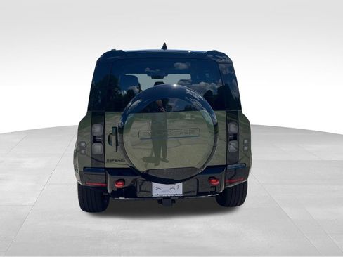 New 2026 Land Rover Defender 110 X AWD/4WD image 4