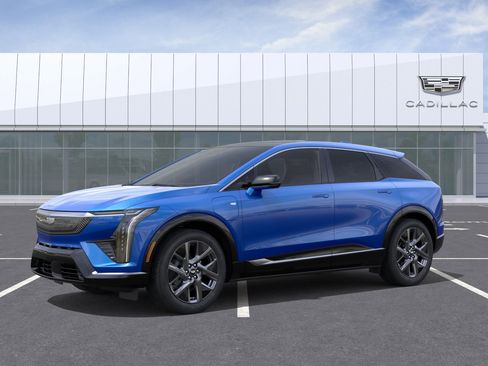 New 2026 Cadillac Optiq Luxury 1 RWD image 2