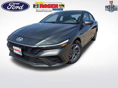 Used 2024 Hyundai Elantra SEL