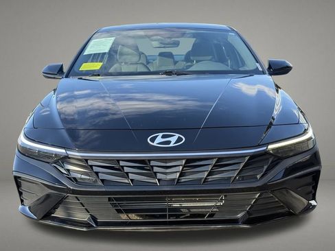 Used 2024 Hyundai Elantra SEL image 9