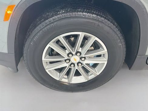 Certified 2023 Chevrolet Traverse LT image 30
