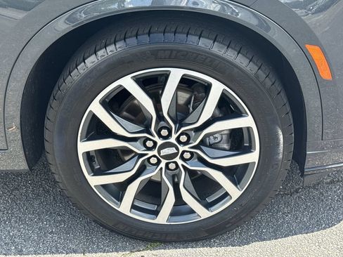 Used 2021 Cadillac XT6 Sport AWD/4WD image 12