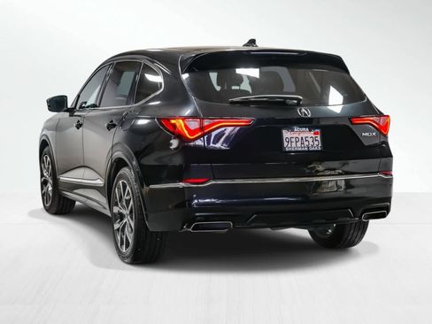 Certified 2023 Acura MDX FWD w/ Technology Package image 2