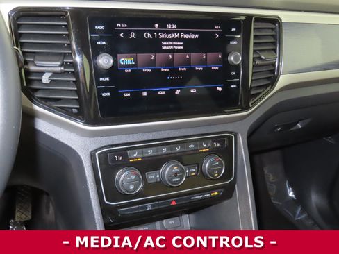 Used 2023 Volkswagen Atlas Cross Sport SE AWD/4WD image 14