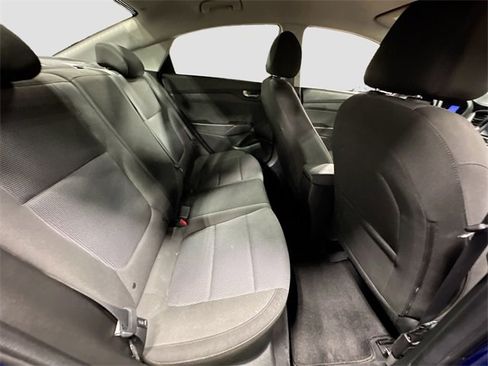 Used 2022 Hyundai Accent SEL image 25