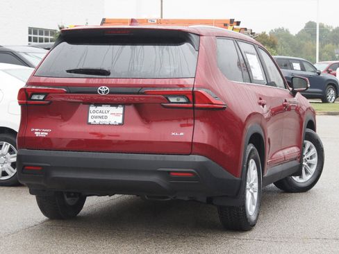 Used 2026 Toyota Grand Highlander AWD Hybrid image 33