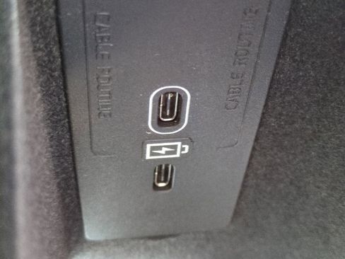 New 2026 Volvo XC60 B5 Core image 21