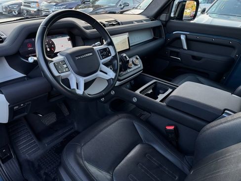 Used 2021 Land Rover Defender 90 X-Dynamic S image 13