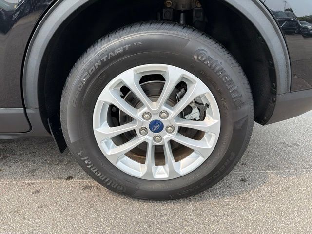 Used 2021 Ford Escape SE w/ Cold Weather Package AWD/4WD image 11