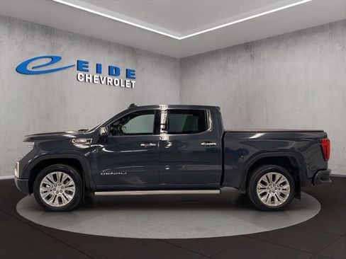 Used 2021 GMC Sierra 1500 Denali w/ Denali Ultimate Package AWD/4WD image 12