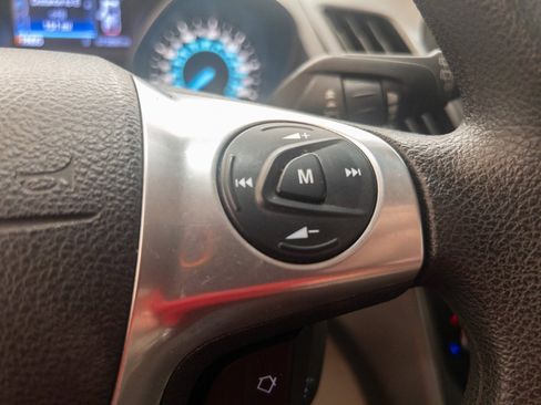 Used 2013 Ford Escape SE image 29