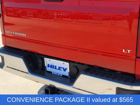 Used 2026 Chevrolet Silverado 1500 LT w/ Leather Package RWD image 6