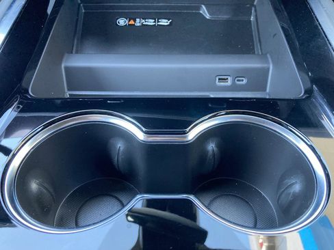 New 2025 Chevrolet Tahoe Premier image 16