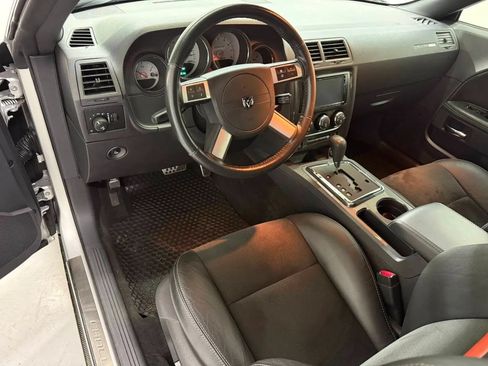 Used 2008 Dodge Challenger SRT8 RWD image 22