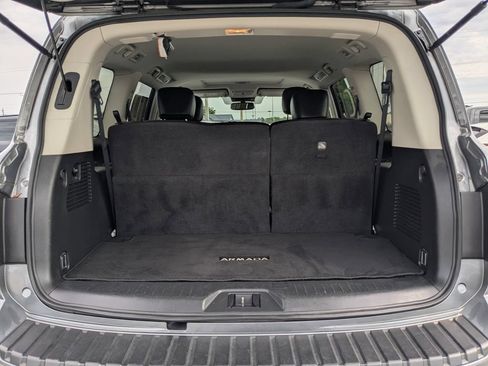 Used 2024 Nissan Armada SL w/ Captain's Chairs Package AWD/4WD image 9
