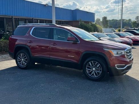 Used 2019 GMC Acadia SLT w/ LPO, Floor Liner Package FWD image 8