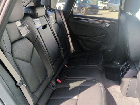 New 2026 Porsche Macan S image 25