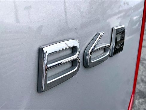 Certified 2023 Volvo XC90 B6 Plus image 24
