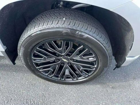 Used 2019 Chevrolet Silverado 1500 LTZ w/ LTZ Premium Package image 17