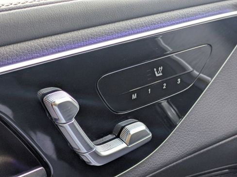 Certified 2025 Mercedes-Benz GLC 300 4MATIC image 25