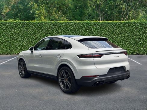 Used 2023 Porsche Cayenne Platinum Edition AWD/4WD image 6