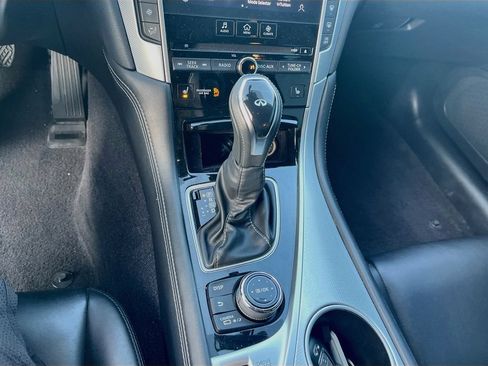 Used 2021 INFINITI Q50 Luxe w/ Cargo Package RWD image 16
